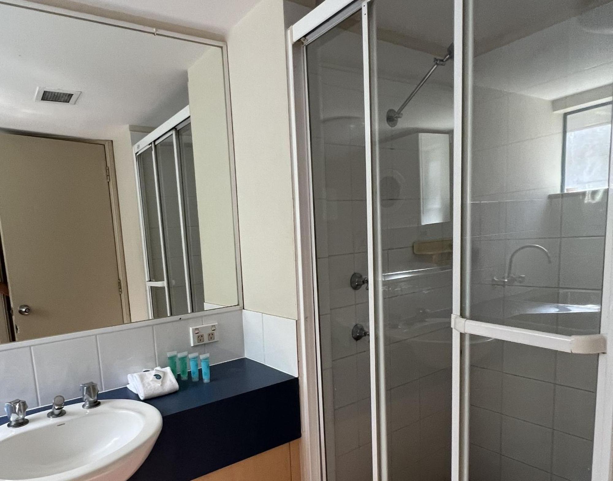 Cha Private Apts Aruba Beach Gold Coast Habitación foto